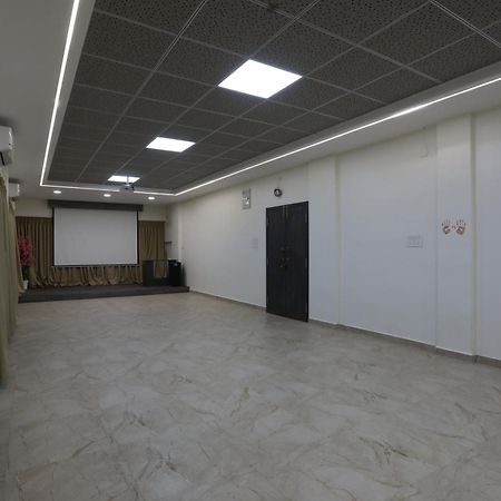 Hotel Ajinkya Palace Aurangabad  Eksteriør bilde