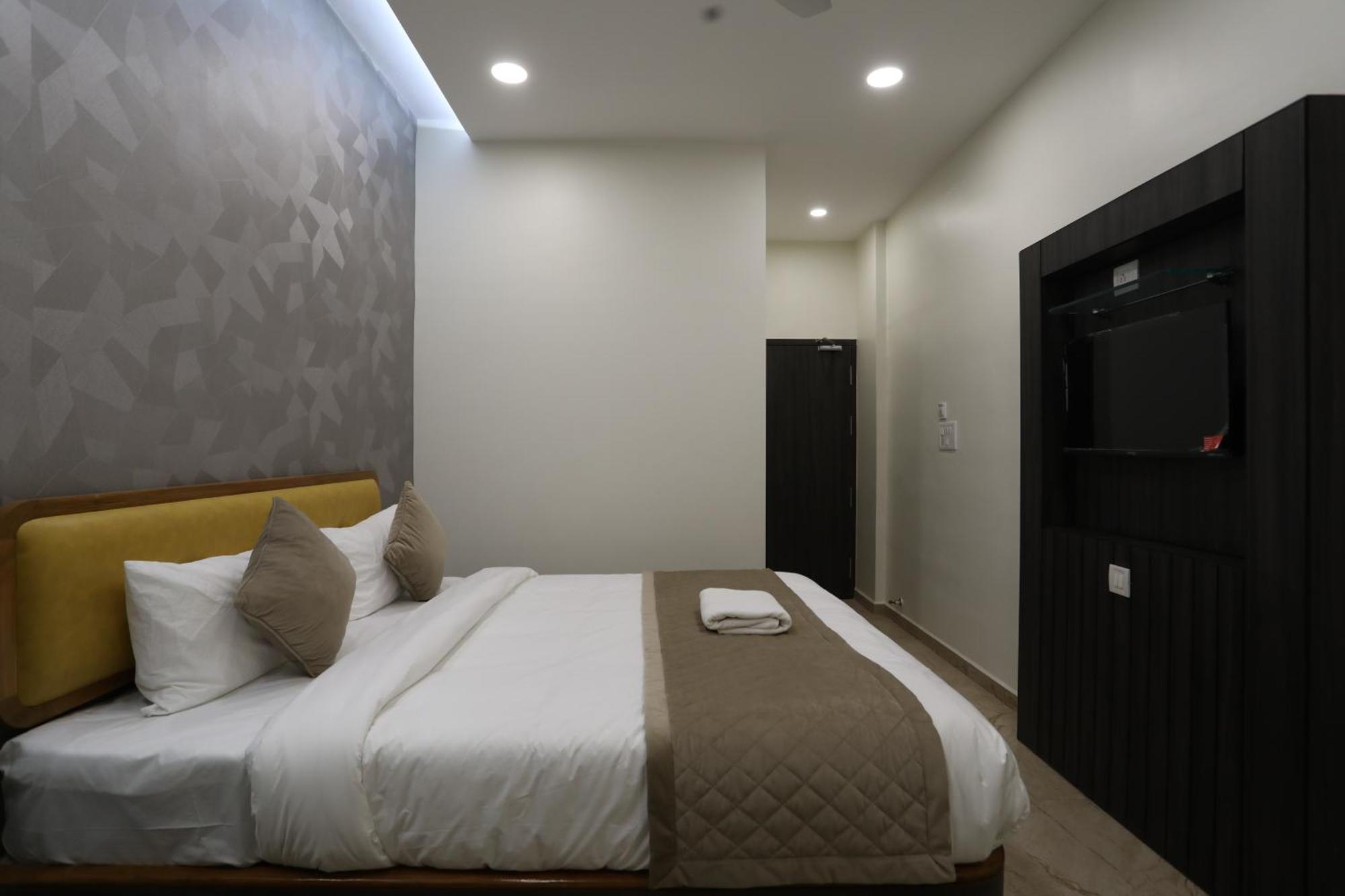 Hotel Ajinkya Palace Aurangabad  Eksteriør bilde